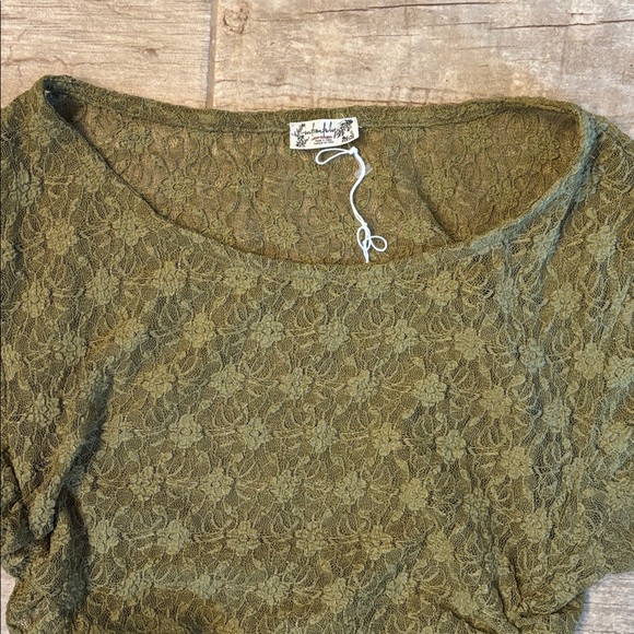 Free People "Keep It Simple" Lace Top Featuring Ruched Detailing On The Sides - Picture 3 of 5